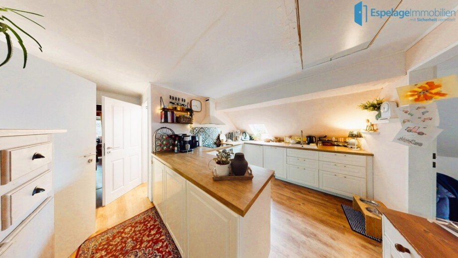 Eingang Flur K�che OG Einfamilienhaus Ree�um