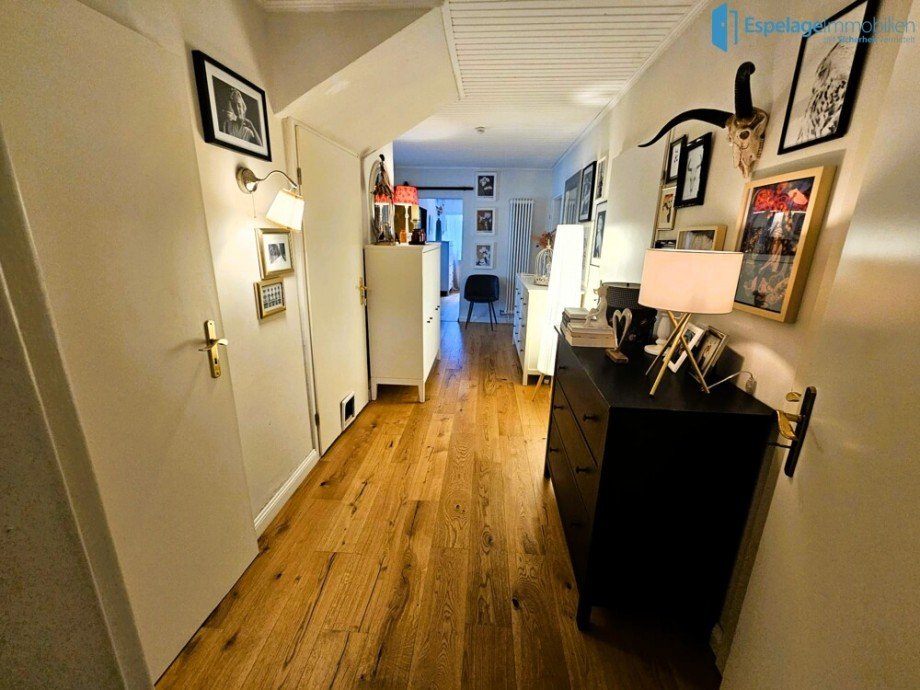 . Einfamilienhaus Ree�um